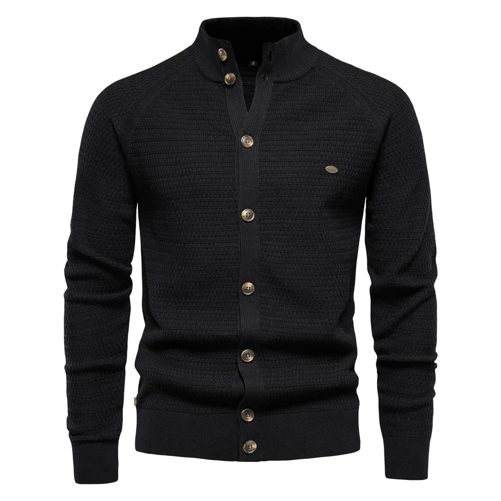 Elian – Zeitlose Cardigan-Eleganz
