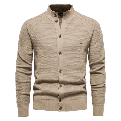 Elian – Zeitlose Cardigan-Eleganz