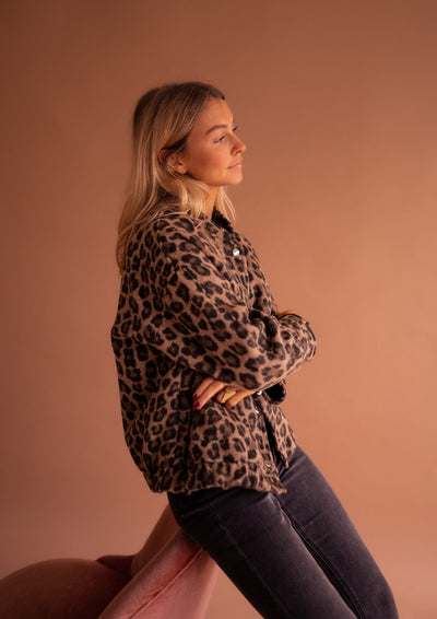 Emilie – Trendige Leopard-Jacke