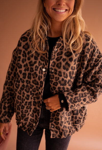 Emilie – Trendige Leopard-Jacke